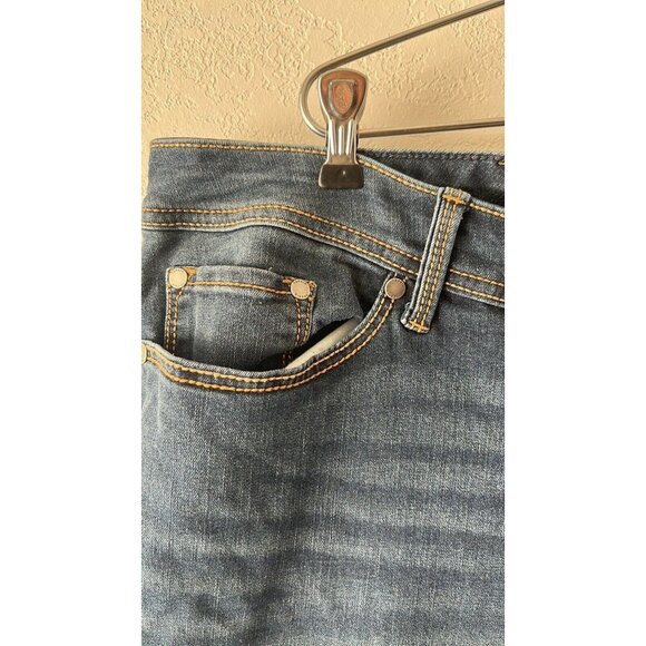 Torrid feel the fit Luxe slim boot stretch denim jeans womens sz 24T plus size c - Picture 4 of 12